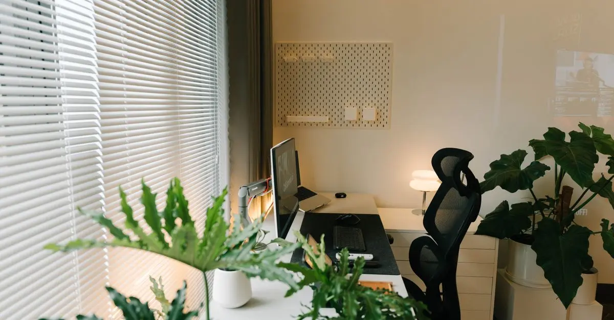 Comment choisir des meubles adaptés à un espace de travail flexible